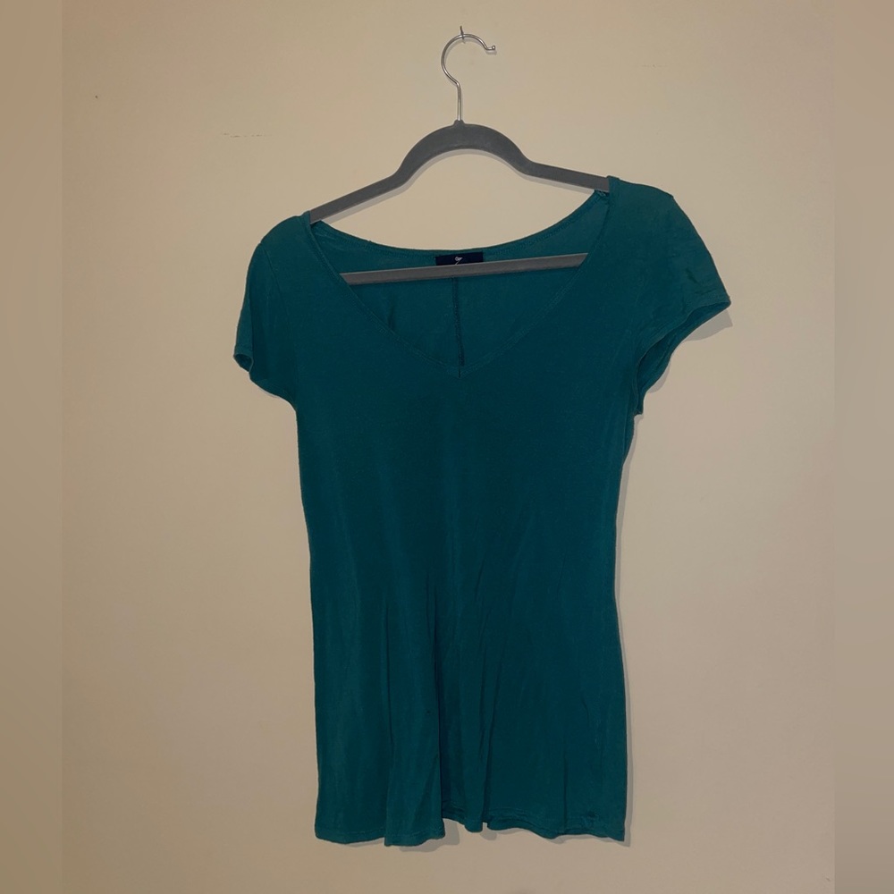 Gap tshirt